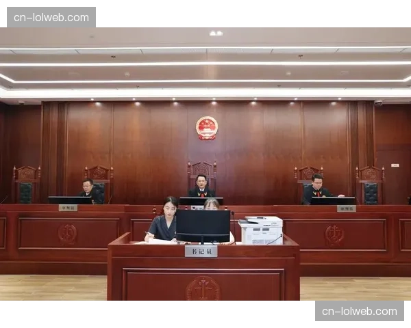 智能裁判系统全面升级判罚机制 提升竞赛公平与效率 智能裁判系统全面升级判罚机制 提升竞赛公平与效率